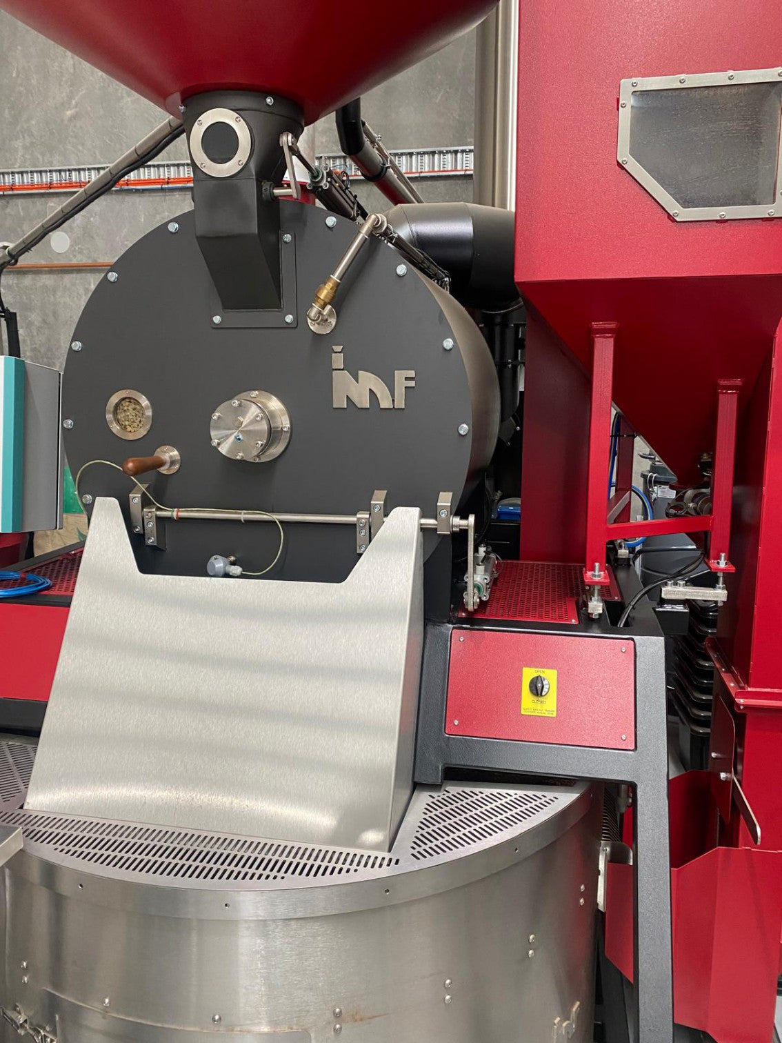 Andaky Coffee Traders using precision software to program the perfect roast profile for Acevedo Huila Colombian beans.